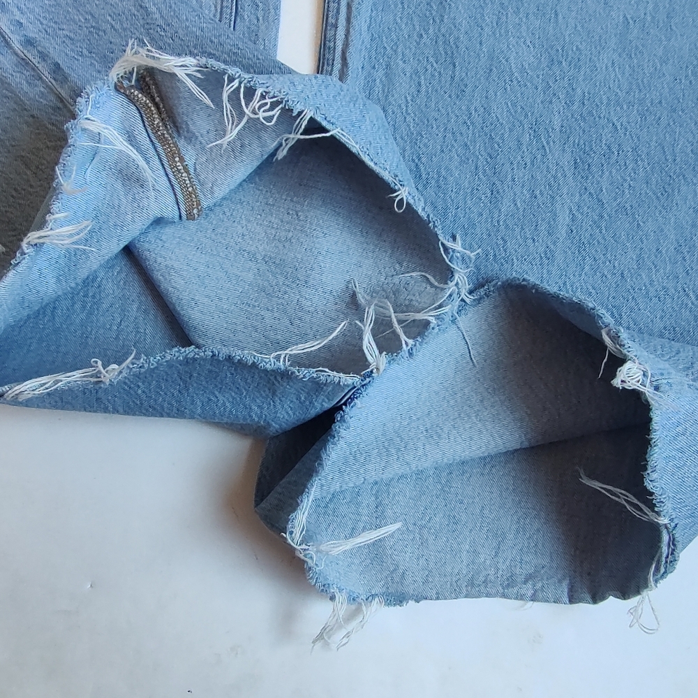 Abercrombie & Fitch The High Rise Wide Leg Jeans Raw Hem Women's Blue 35 L NWOT - Picture 13 of 16